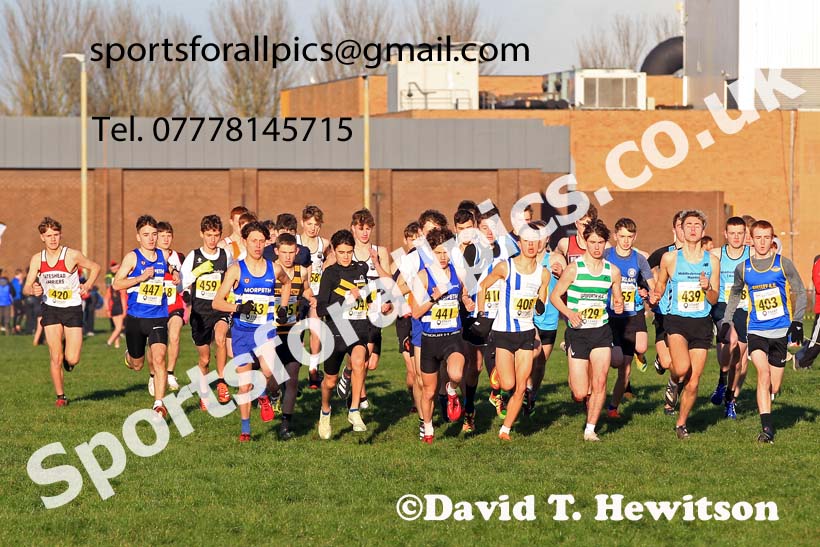 Mens under-17s, 2022 North Eastern Cross Country Champs., Temple Park, South Shields.  Photo: David T. Hewitson/Sports for All Pics